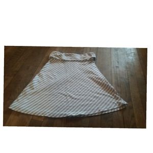 Short White/Grey Skirt